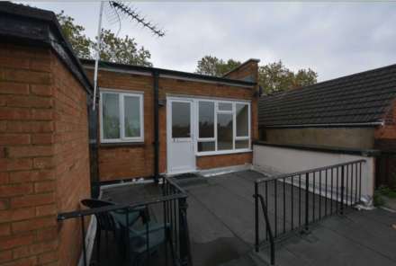 Property For Rent Queensway, Bletchley, Milton Keynes