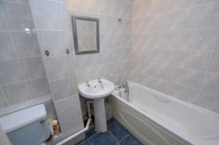 Queensway, Milton Keynes, Image 7