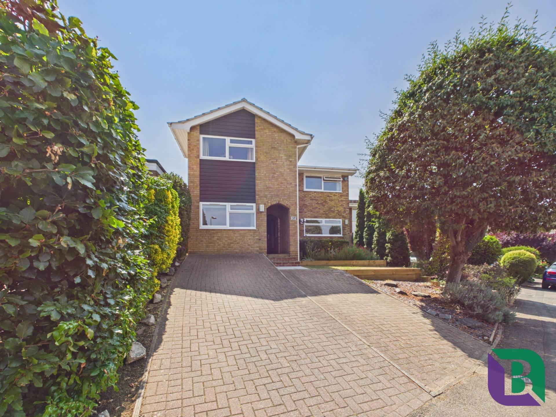 Vicarage Street, Woburn Sands, Image 1
