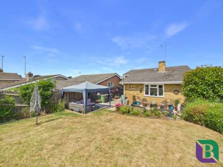 Vicarage Street, Woburn Sands, Image 20