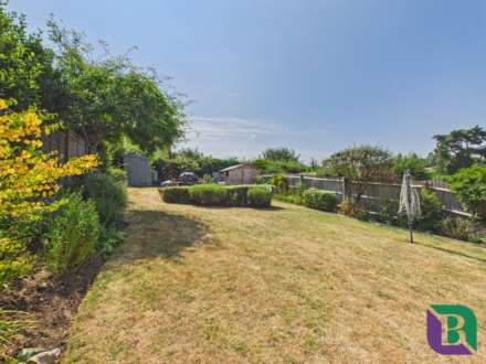 Vicarage Street, Woburn Sands, Image 21
