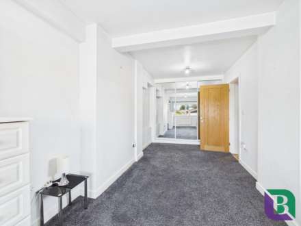 Vicarage Street, Woburn Sands, Image 7