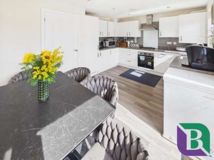 Mercia Road, Great Denham, Image 3