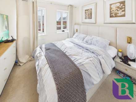 Mercia Road, Great Denham, Image 9