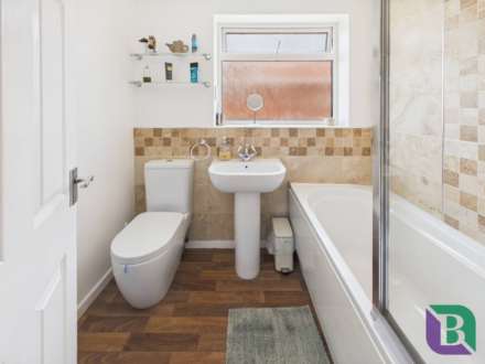 Blackthorn Grove, Woburn Sands, Image 15