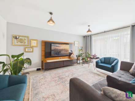 Morris Grove, Eaton Leys, Image 2