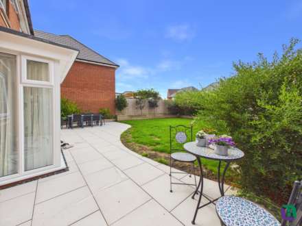 Morris Grove, Eaton Leys, Image 26