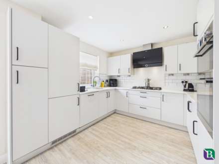 Morris Grove, Eaton Leys, Image 5