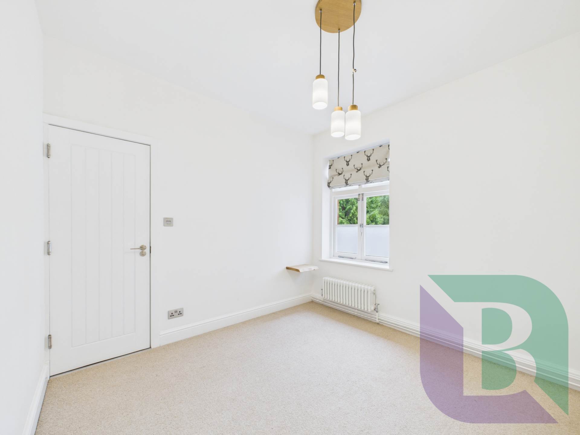 Daneswood, Aspley Heath, Image 9