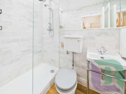 Daneswood, Aspley Heath, Image 16