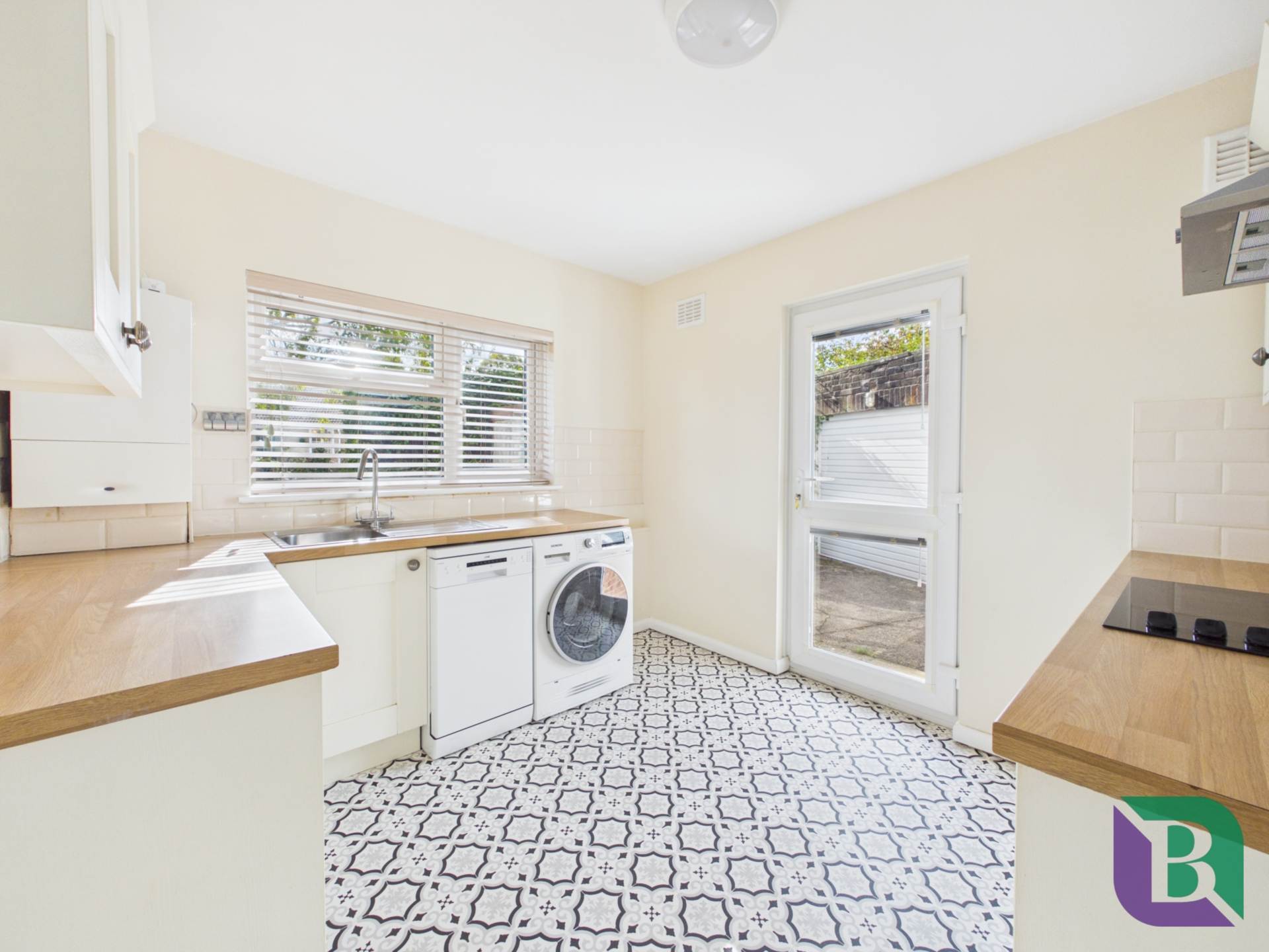 Rhondda Close, Milton Keynes, Image 3