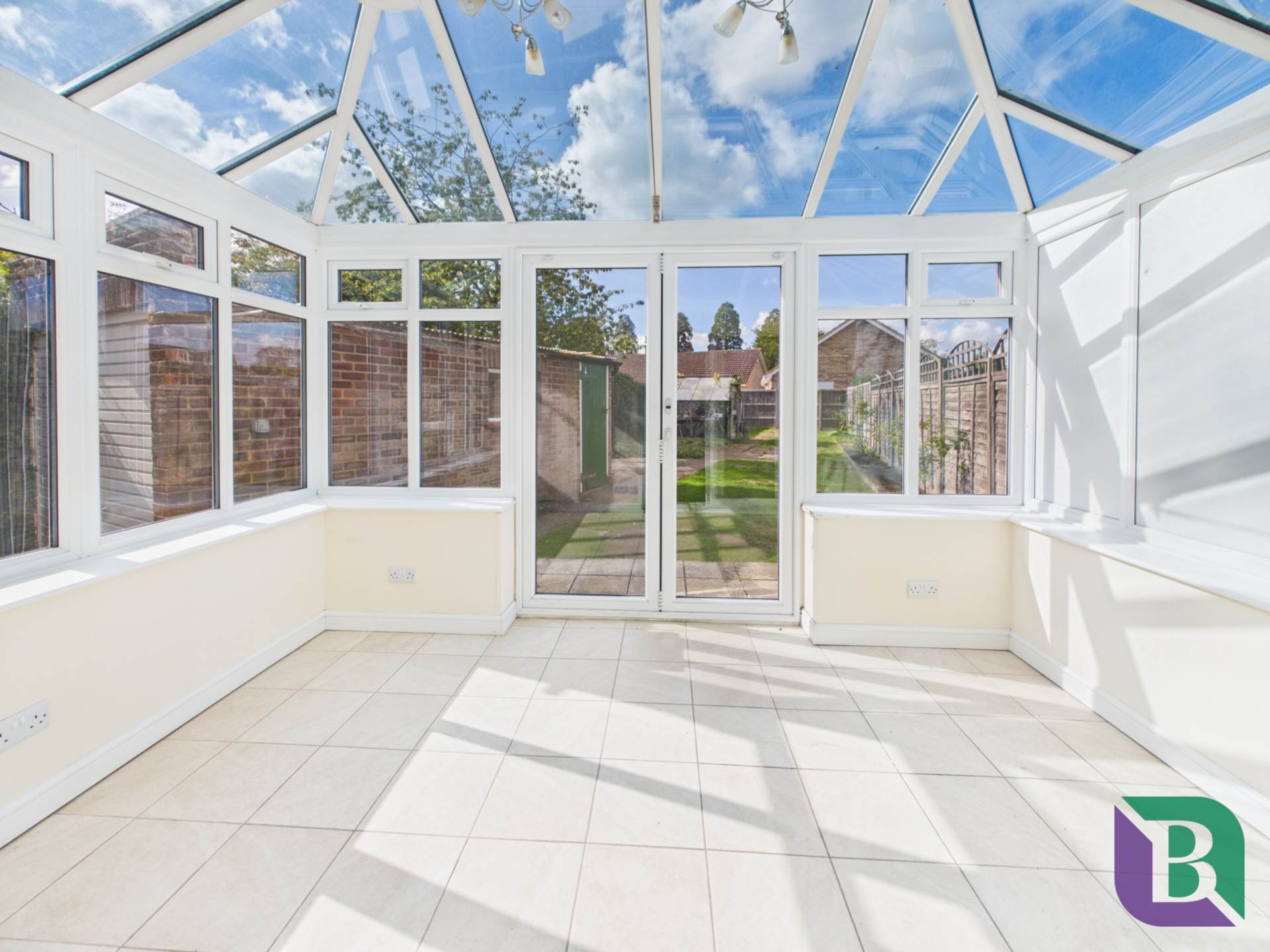 Rhondda Close, Milton Keynes, Image 4
