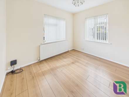Rhondda Close, Milton Keynes, Image 7