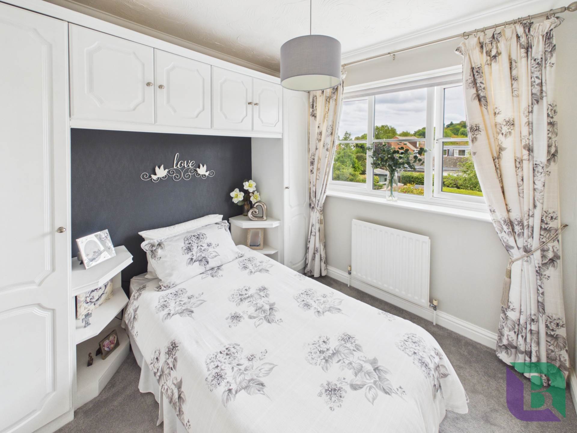 Salford Road, Milton Keynes, Image 12