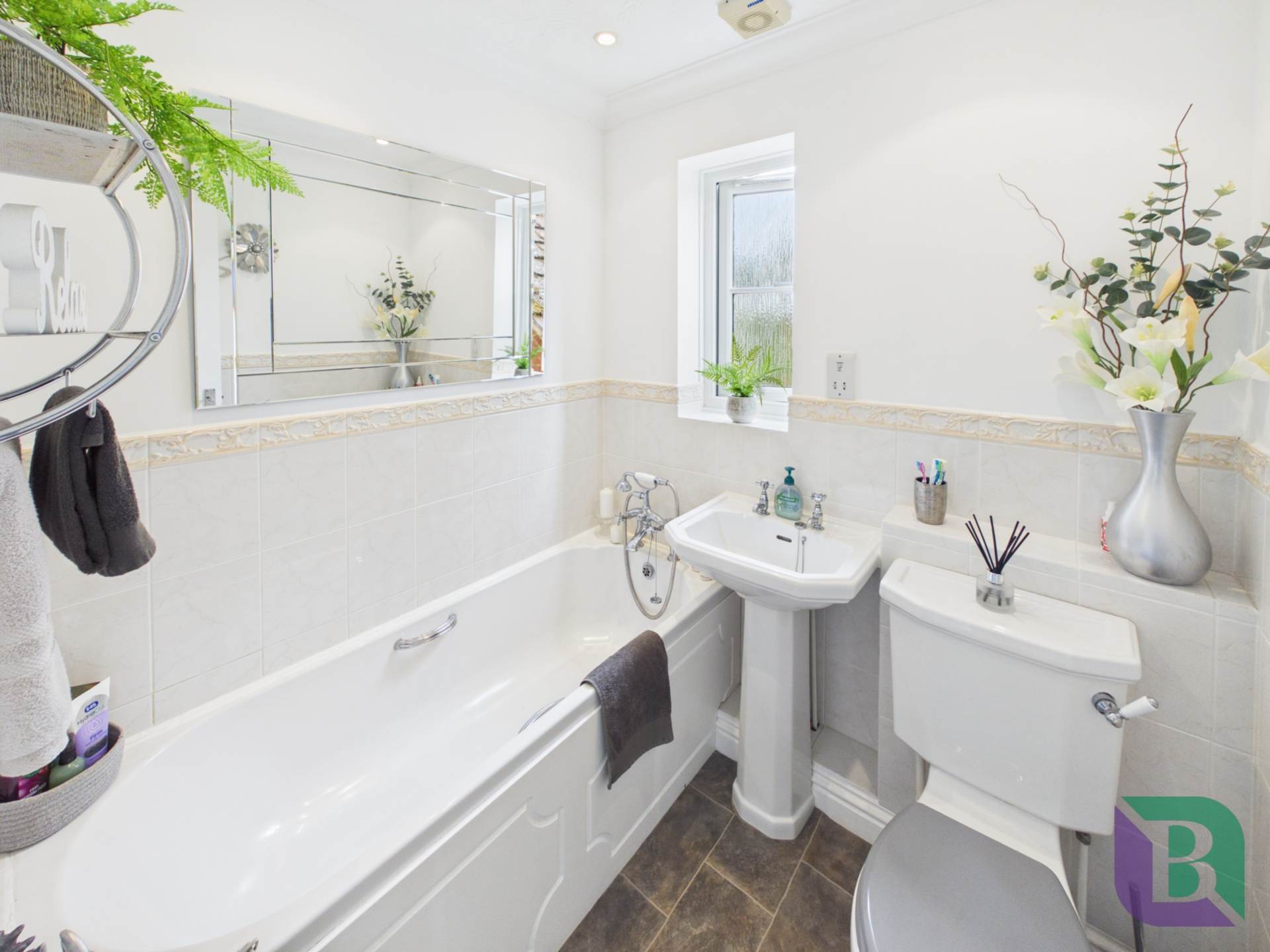 Salford Road, Milton Keynes, Image 15