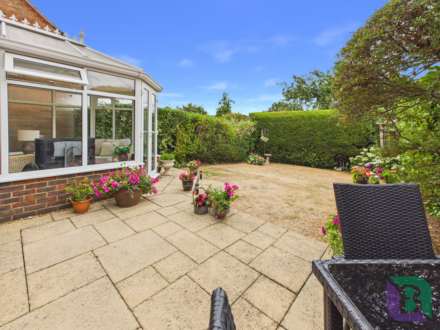 Salford Road, Milton Keynes, Image 3