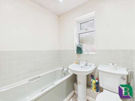 Atherstone Court, Two Mile Ash, Image 8