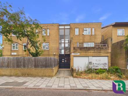 Property For Rent Polruan Place, Fishermead, Milton Keynes