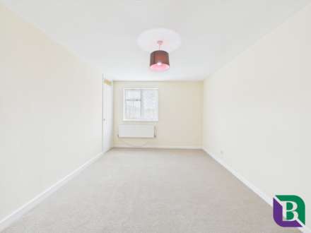 Polruan Place, Fishermead, Image 9