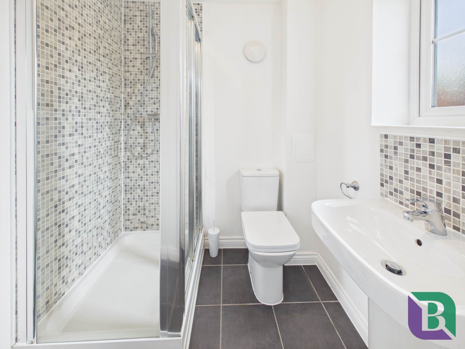 Drayhorse Crescent, Woburn Sands, Image 13