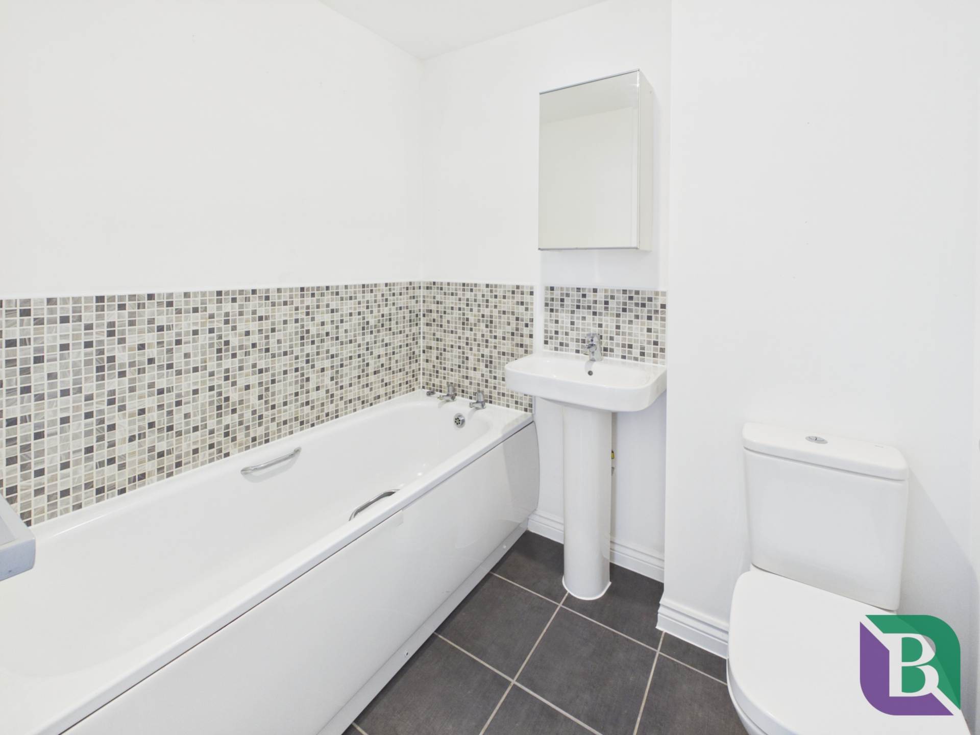 Drayhorse Crescent, Woburn Sands, Image 16