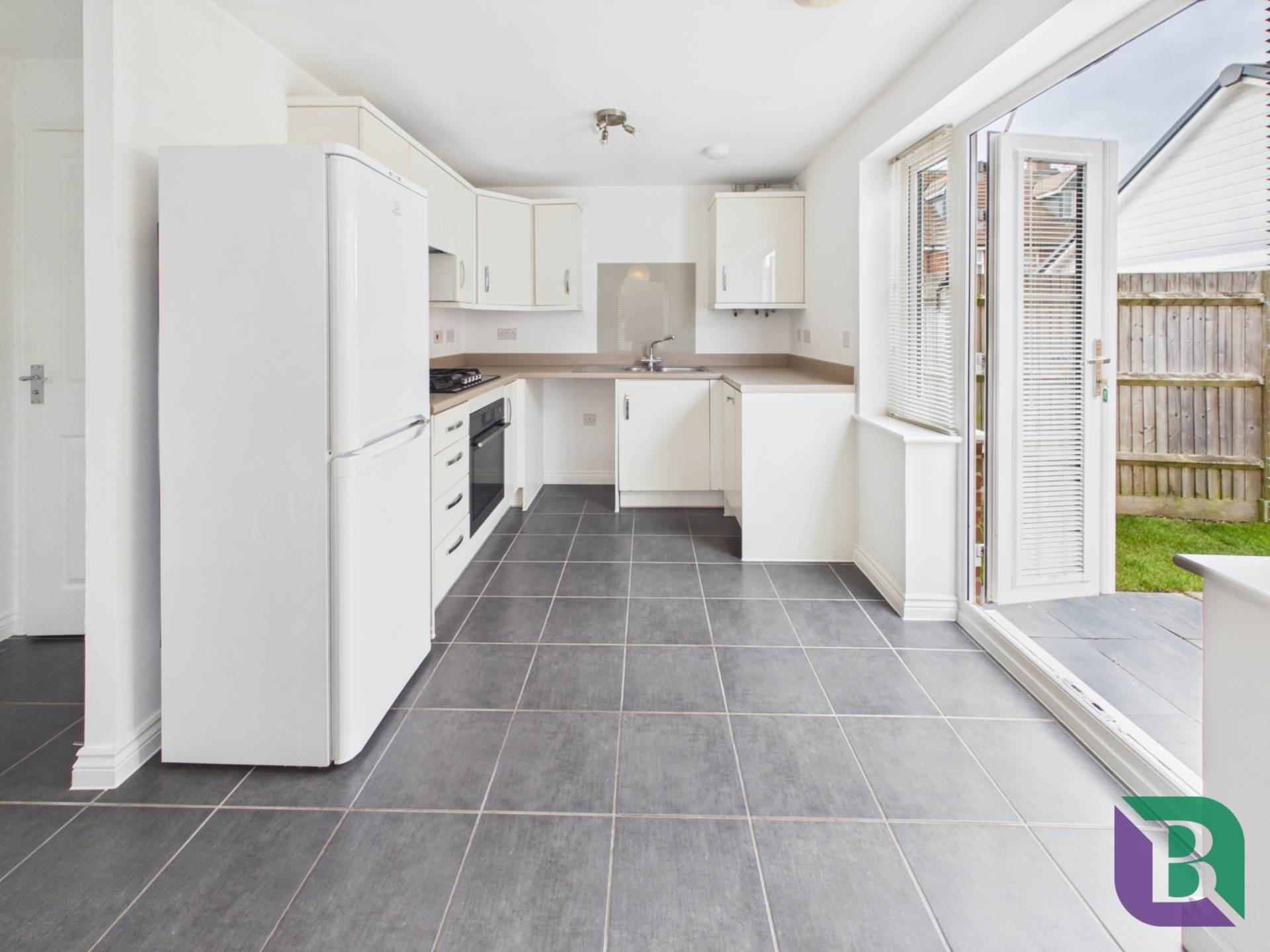 Drayhorse Crescent, Woburn Sands, Image 8