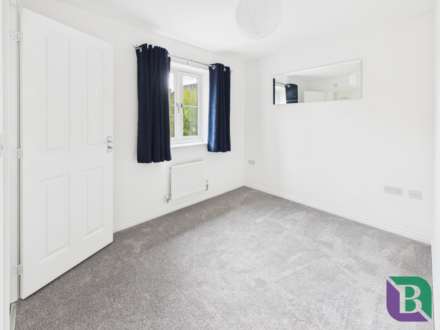 Drayhorse Crescent, Woburn Sands, Image 11