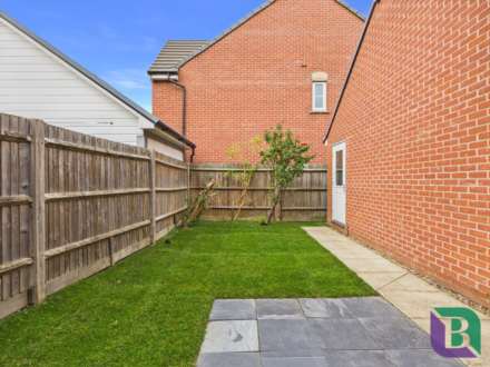 Drayhorse Crescent, Woburn Sands, Image 19