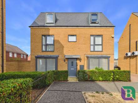 Ellerman Square, Brooklands