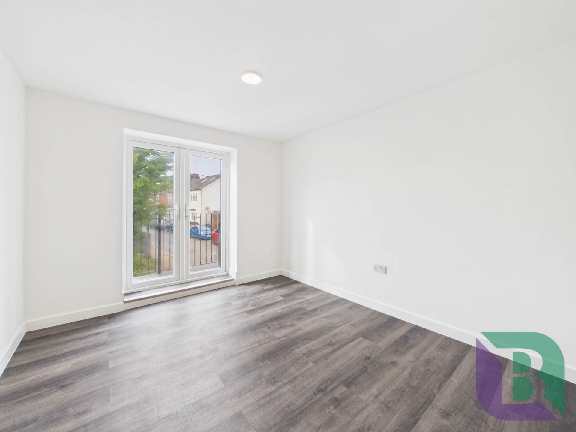 Aylesbury Street, Bletchley, Image 9