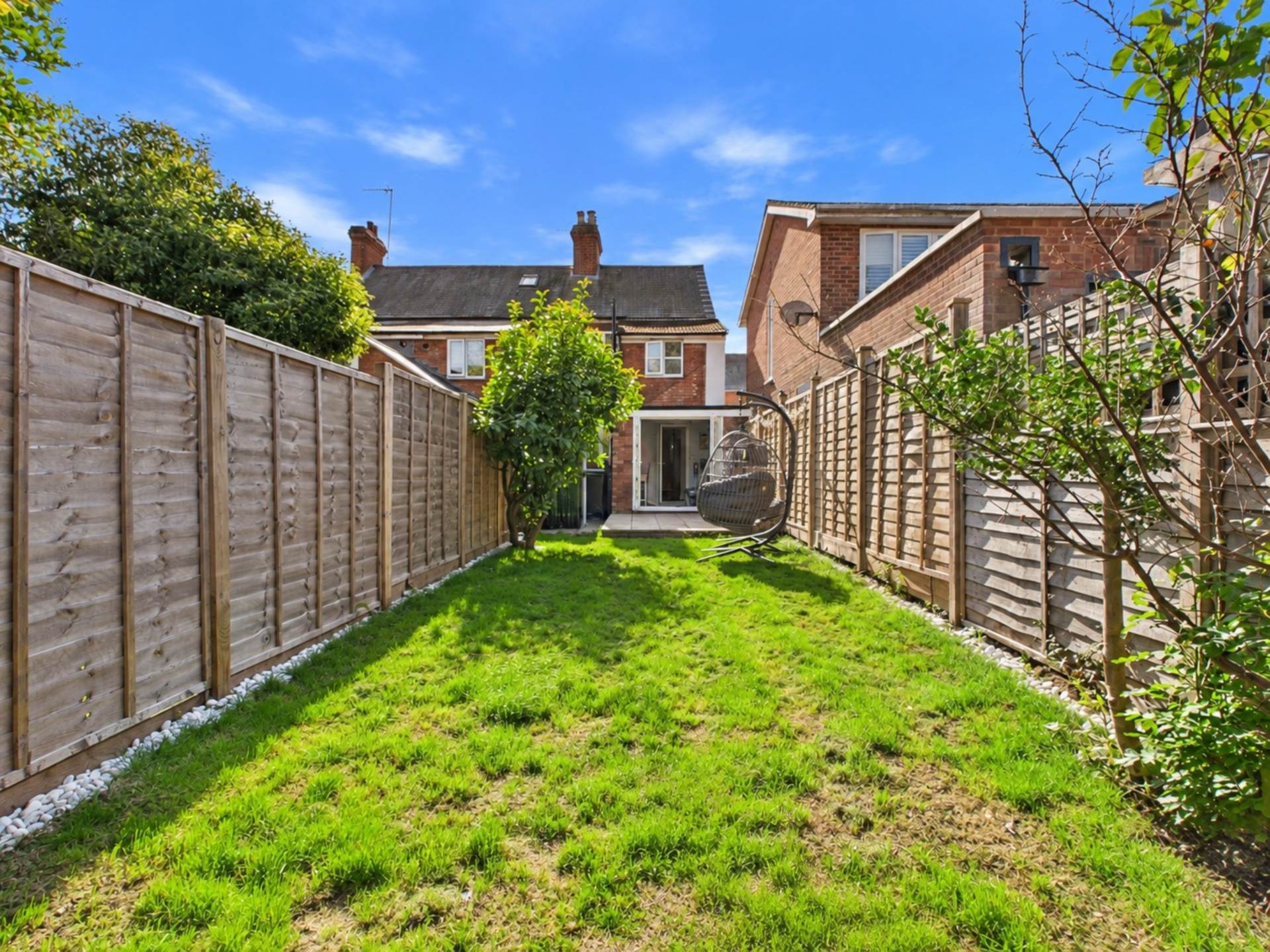 Russell Street, Woburn Sands, Image 19