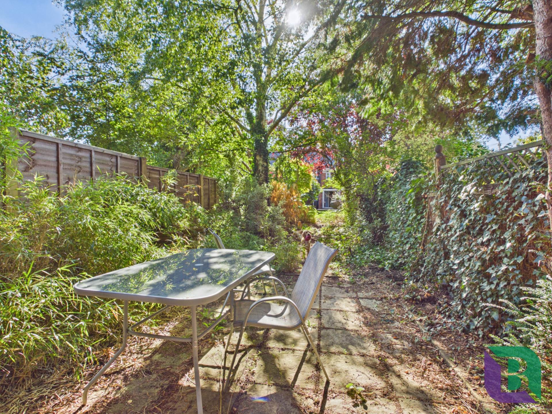 Russell Street, Woburn Sands, Image 20