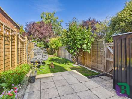 Russell Street, Woburn Sands, Image 18