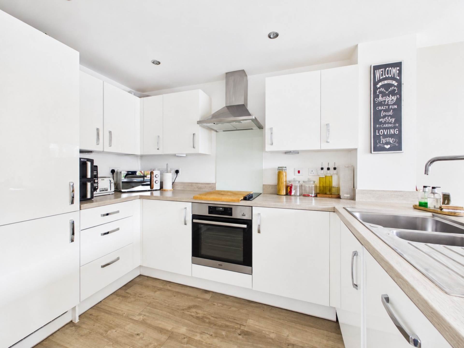 Kitchener Drive, Eaton Leys, Image 5