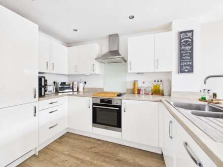 Kitchener Drive, Eaton Leys, Image 5