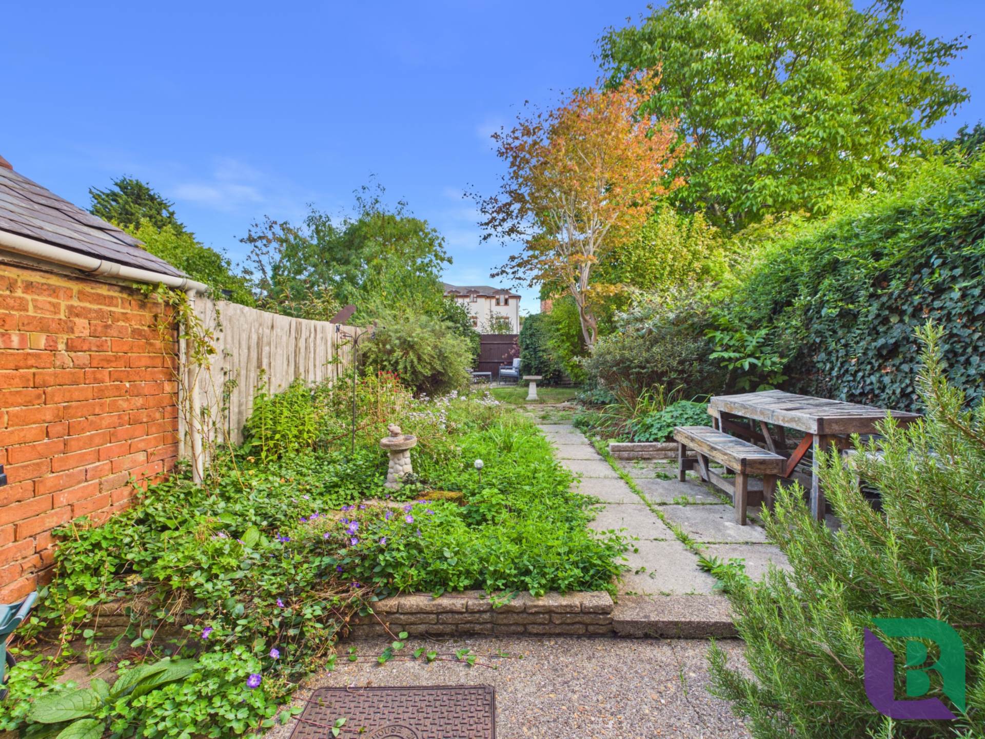 Russell Street, Woburn Sands, Image 17