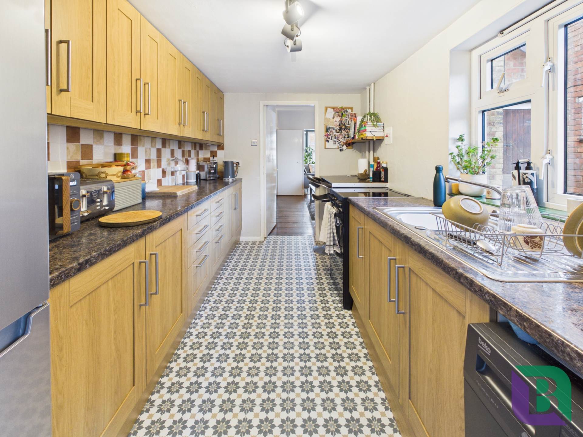 Russell Street, Woburn Sands, Image 9