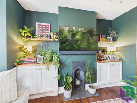 Russell Street, Woburn Sands, Image 3