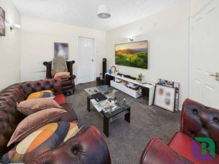 Denchworth Court, Emerson Valley, Image 2