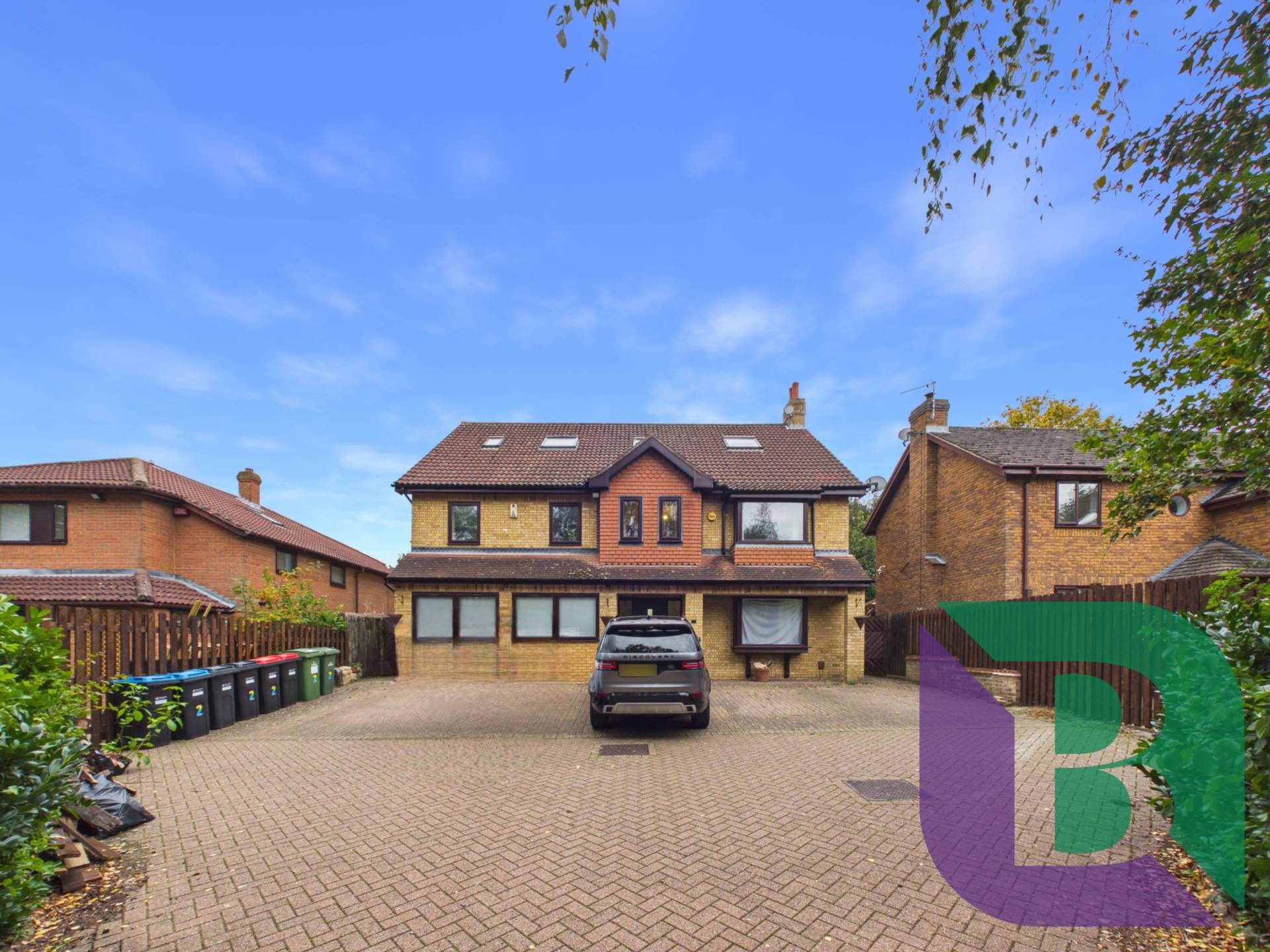 Krypton Close, Shenley Lodge, Image 1