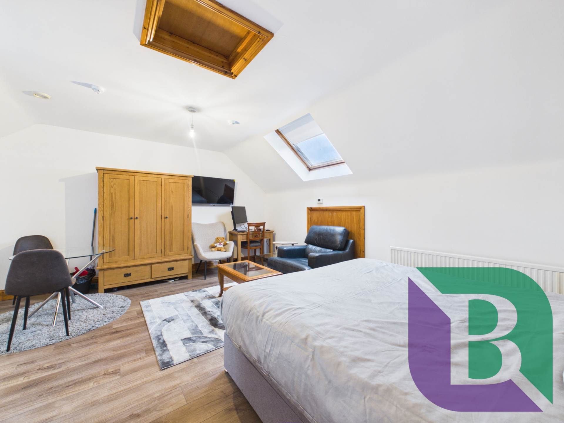 Krypton Close, Shenley Lodge, Image 5