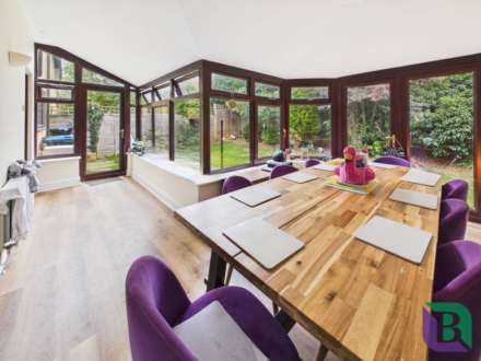 Chantry Close, Woburn Sands, Image 11