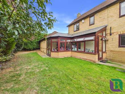 Chantry Close, Woburn Sands, Image 2