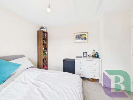 Cranwell Crescent, Eaton Leys, Image 15