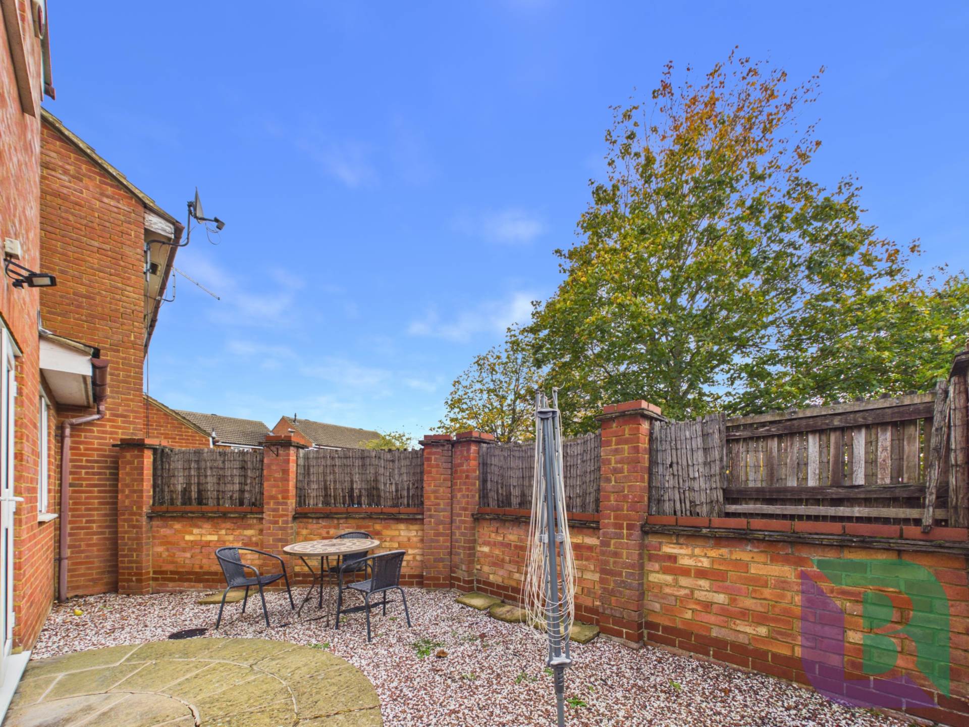 Elliot Close, Newport Pagnell, Image 15