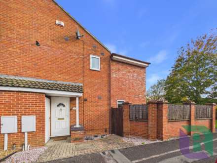 Elliot Close, Newport Pagnell, Image 1