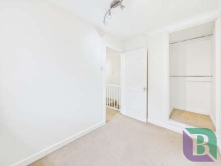 Elliot Close, Newport Pagnell, Image 10