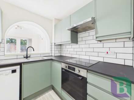 Elliot Close, Newport Pagnell, Image 3