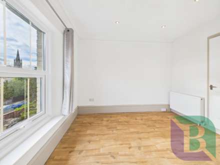 Vicarage Court, Hanslope, Image 6