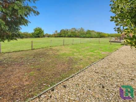 The Hoo Coach House, Cranfield Road, Wootton Green, Image 8